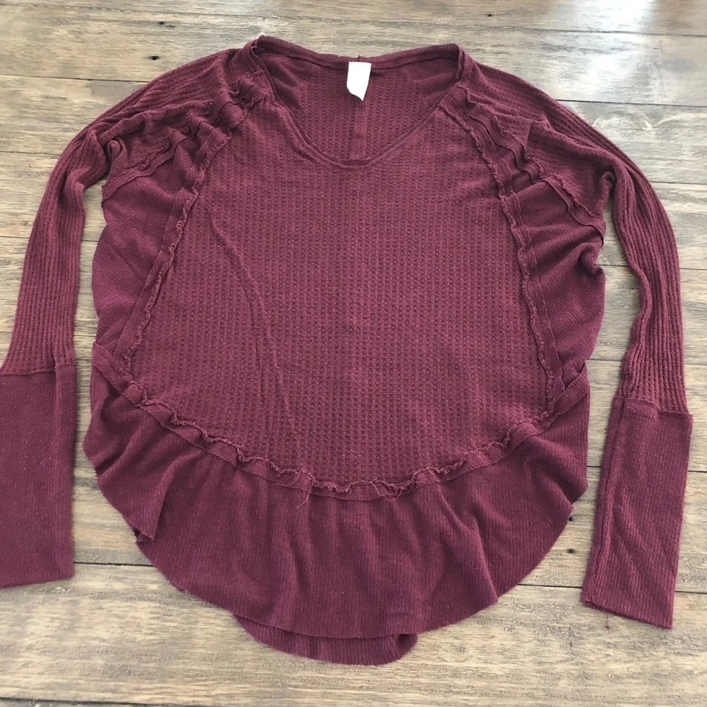 We the Free People Small Laguna oversized v neck thermal top burgundy raw edge S